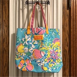 Lilly Pulitzer Estée Lauder Floral Tote